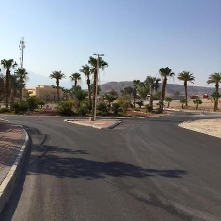 הבית של דרורי Neve Zohar Esterno foto