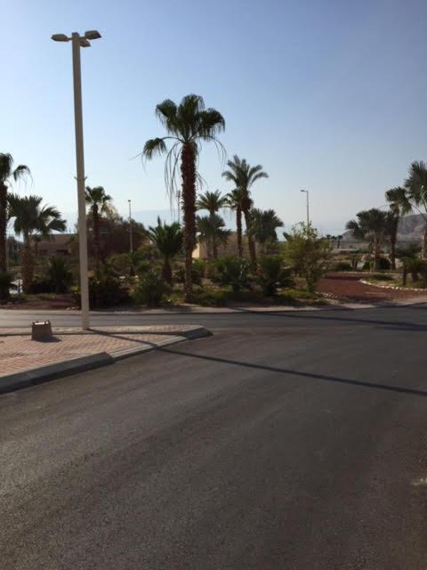 הבית של דרורי Neve Zohar Esterno foto